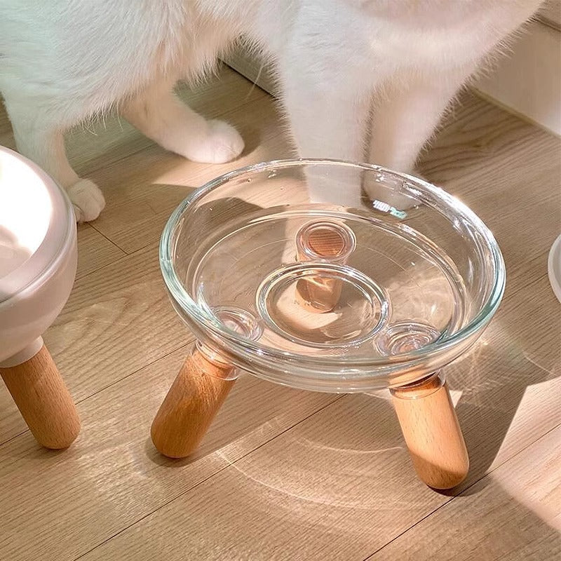 Inherent cat bowl and dog bowl of the same style are not easy to be knocked over. The height-increasing frame protects the cervical vertebrae. Drink the large-mouthed dog bowl with increased height